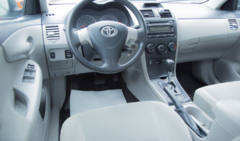 2013 Toyota Corolla full